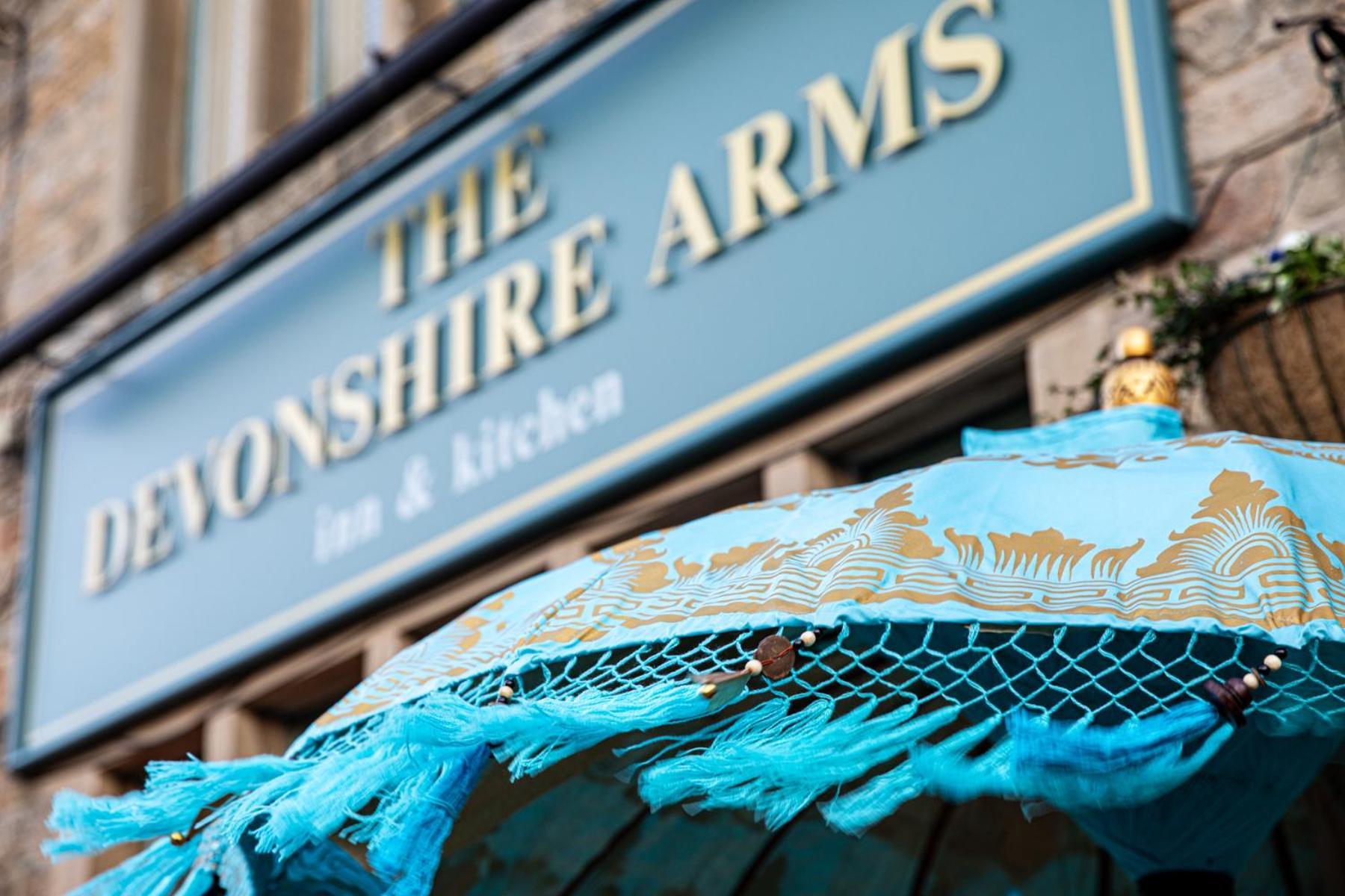 The Devonshire Arms Baslow Exterior foto